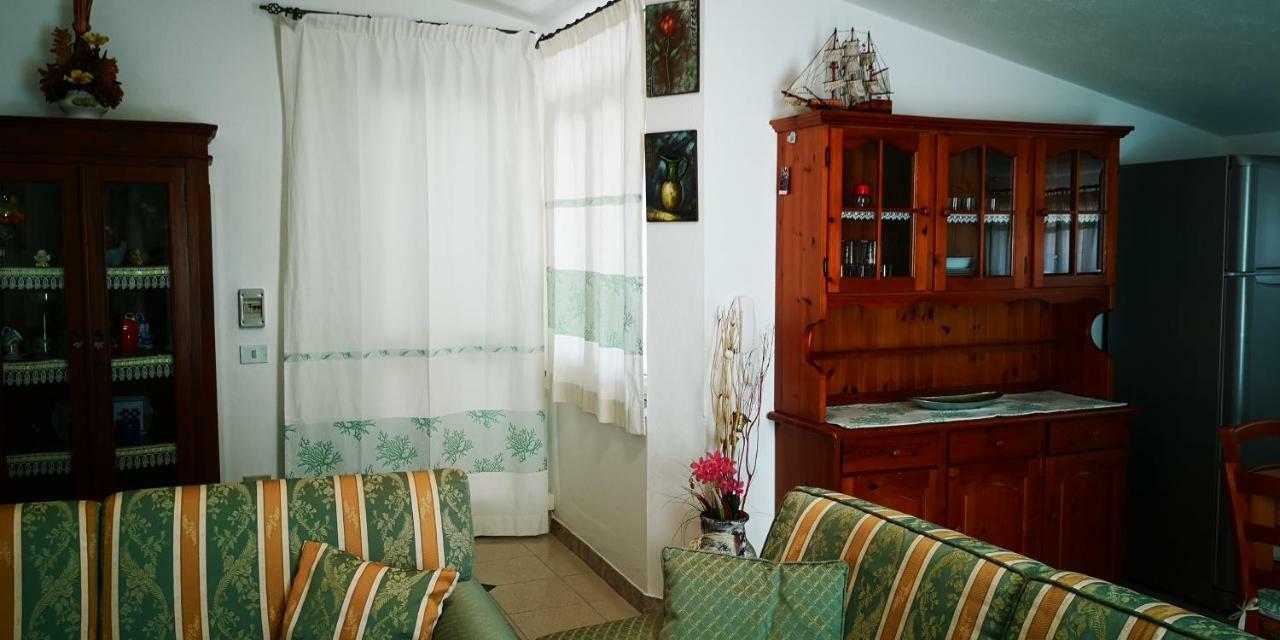 Casa Vacanza Giulia Budoni Exteriér fotografie